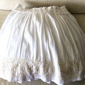 A beautiful and comfortable cotton Benetton skirt